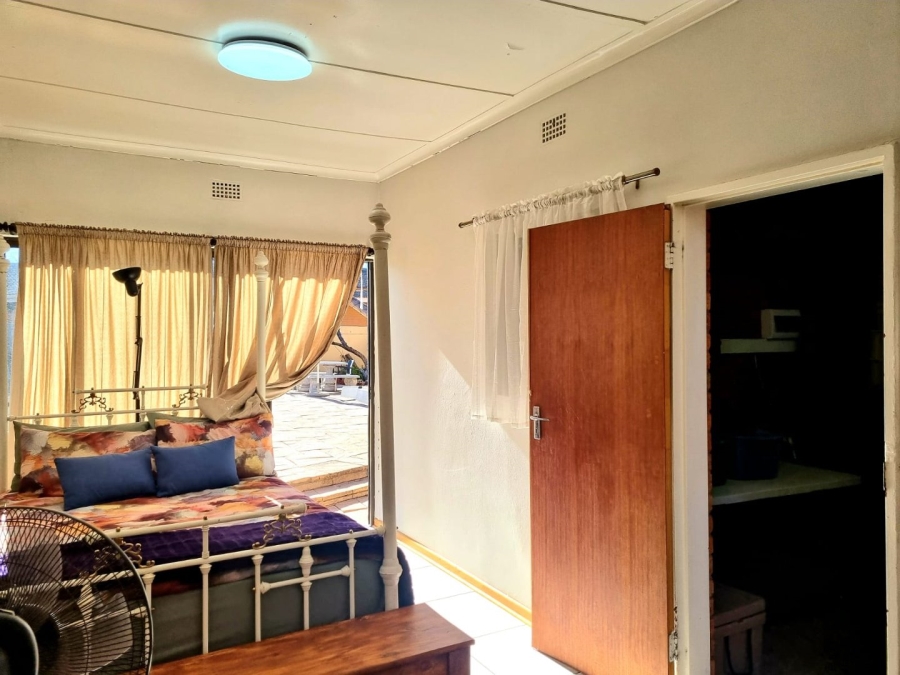 4 Bedroom Property for Sale in Monument Heights Northern Cape